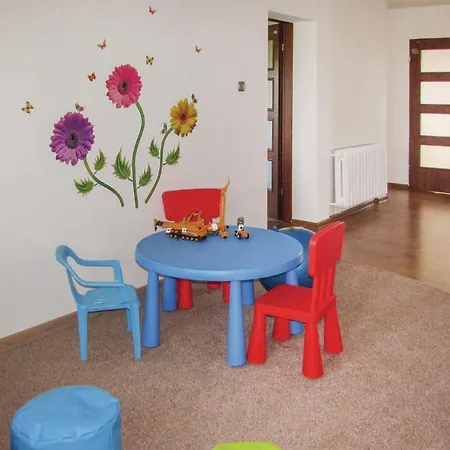 Сasa de vacaciones Four-bedroom Holiday In Wolin