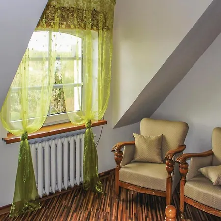 Сasa de vacaciones Four-bedroom Holiday In Wolin