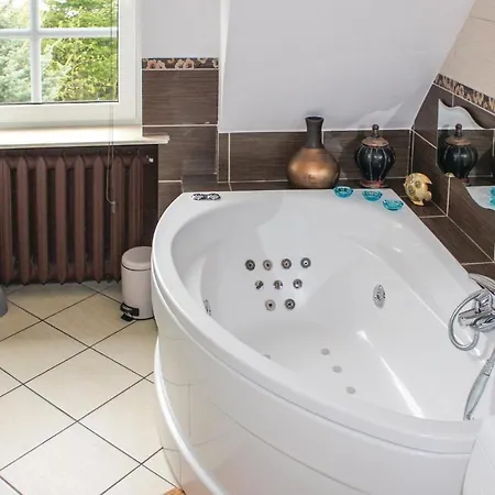 Сasa de vacaciones Four-bedroom Holiday In